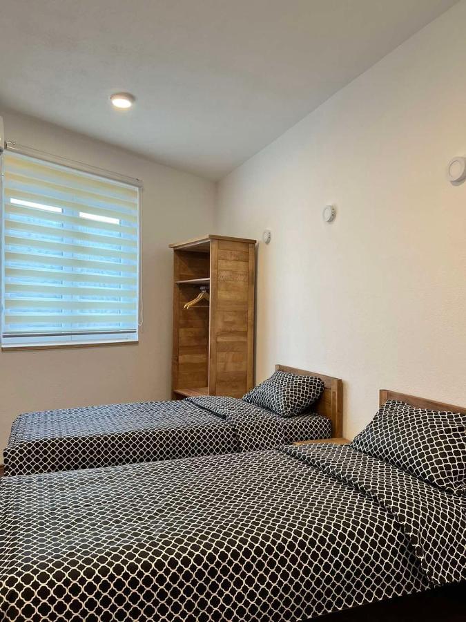 Apartmani Spa Bjelasica ビイェロ・ポリェ エクステリア 写真
