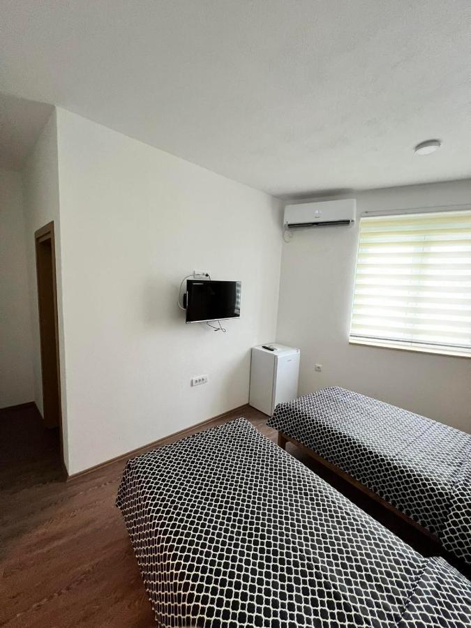 Apartmani Spa Bjelasica ビイェロ・ポリェ エクステリア 写真