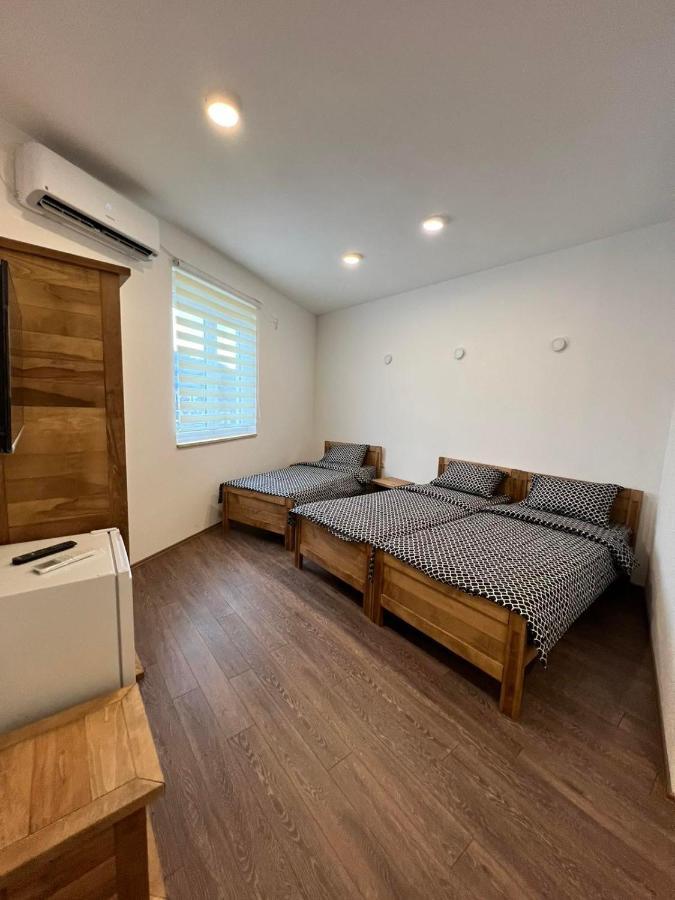 Apartmani Spa Bjelasica ビイェロ・ポリェ エクステリア 写真