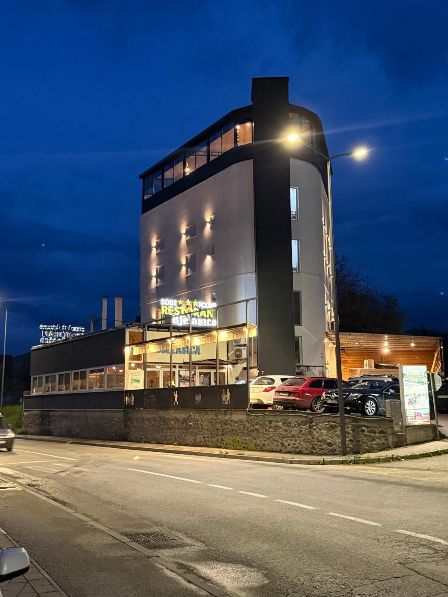 Apartmani Spa Bjelasica ビイェロ・ポリェ エクステリア 写真